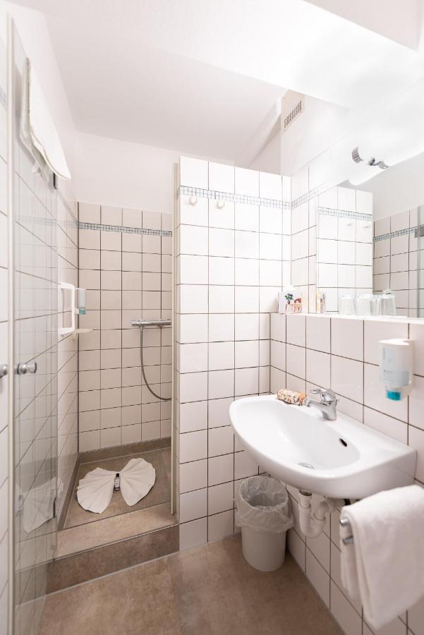 Hotel Nibelungen Hof クサンテン エクステリア 写真