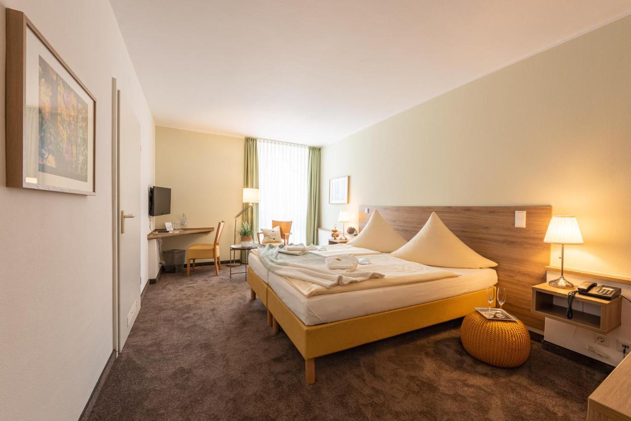 Hotel Nibelungen Hof クサンテン エクステリア 写真