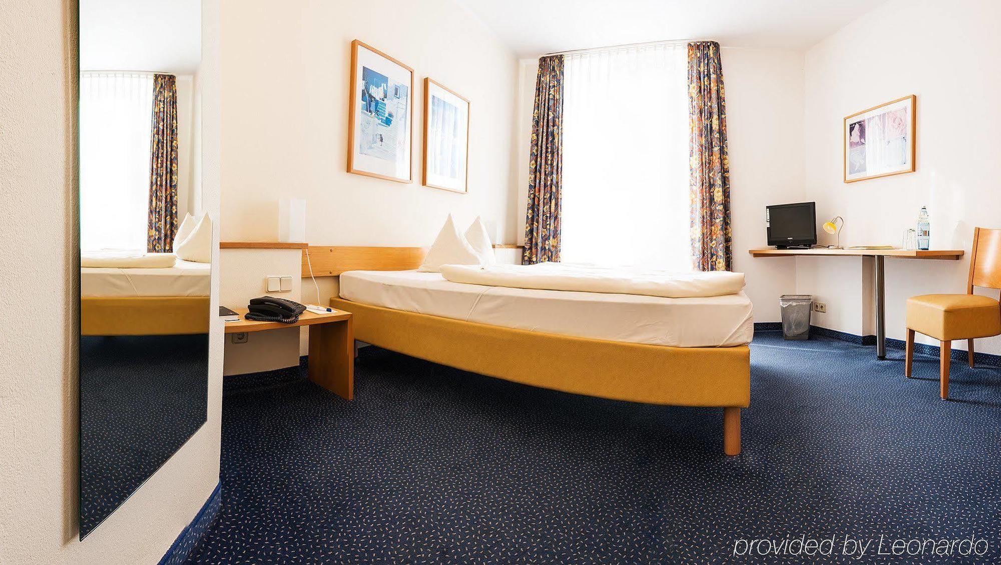 Hotel Nibelungen Hof クサンテン エクステリア 写真